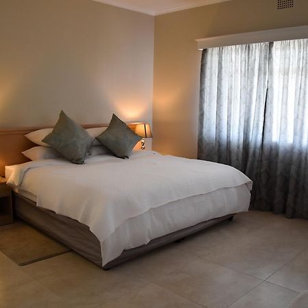 34Onlincoln Guesthouse Bellville Ngoại thất bức ảnh